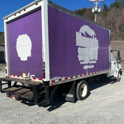 2015 International Terrastar Box Truck Maxxforce Diesel 16' with Tommy Lift Gate Only 49,342 Miles (Please See Note Below Concerning...