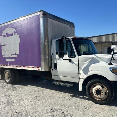 2015 International Terrastar Box Truck Maxxforce Diesel 16' with Tommy Lift Gate Only 49,342 Miles (Please See Note Below Concerning...