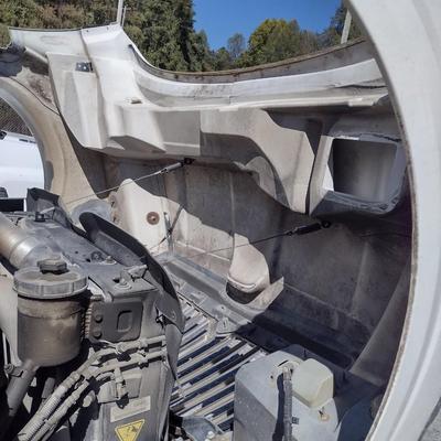 2015 International Terrastar Box Truck Maxxforce Diesel 16' with Tommy Lift Gate Only 49,342 Miles (Please See Note Below Concerning...