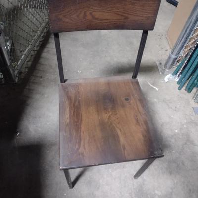 Set of 5 Solid Wood Seat and Back with Metal Frame Commercial Grade Chairs