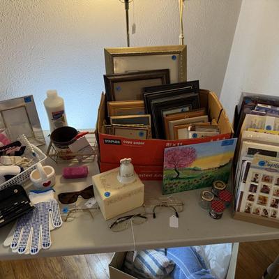 Linens, frames, cards lot