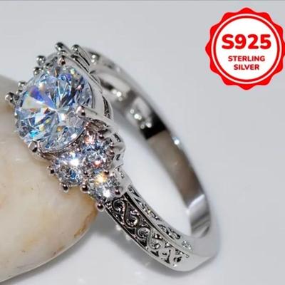DAT - Size 7 - 925 Sterling Silver, Luxurious Sparkling Zirconia