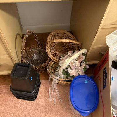 MCM vanity/desk & sewing lot