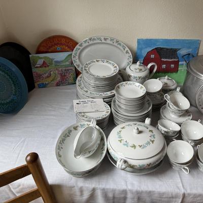 Bar stools & china lot