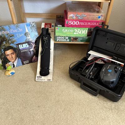 Books, Elvis, miscellaneous lot