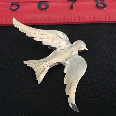 Beautiful Large Silver Tone Brooch