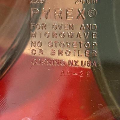 Pyrex pie pans/cake pans