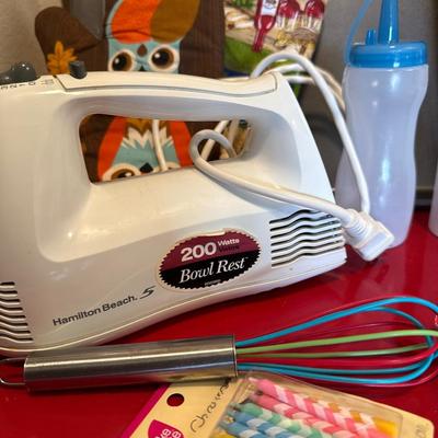 Hamilton Beach Beater w/baking needs