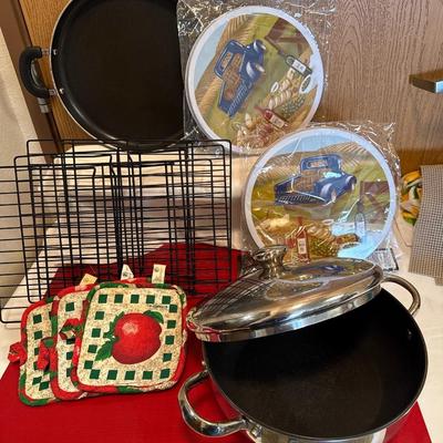 Cook’s Essentials kettle, fry pan, burner covers