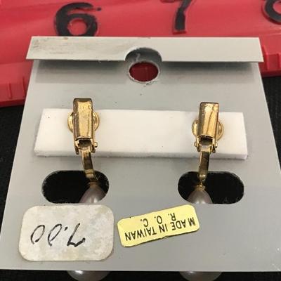 Vintage Clip on Earrings