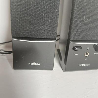 Sony Walkman with case, Insigna Computer speakers, Del Ton ergonomic wireless Keyboard and wireless Arteck mouse