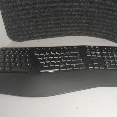 Sony Walkman with case, Insigna Computer speakers, Del Ton ergonomic wireless Keyboard and wireless Arteck mouse