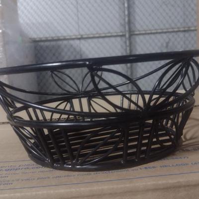 Set of 18 Heavy Wire Table Bread Baskets