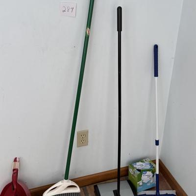 Floor Cleaning Lot