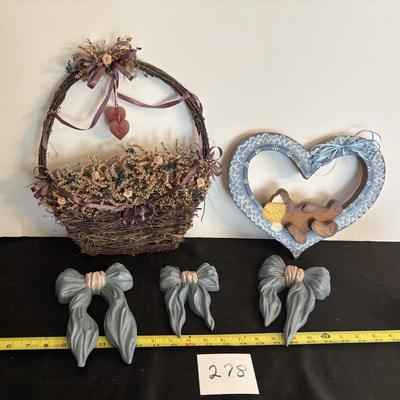Wall Decor