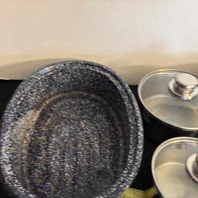 Roaster and Pan Lot