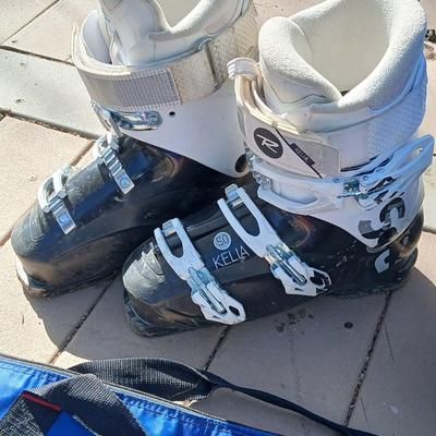 Rossignol Kelia Ski boots flex 50 last 104 Sensor concept comfort fit Kelia women specific design with storage bag - Includes Ski bag and...