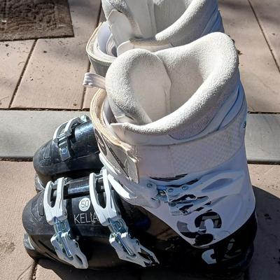 Rossignol Kelia Ski boots flex 50 last 104 Sensor concept comfort fit Kelia women specific design with storage bag - Includes Ski bag and...