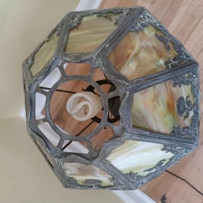 Antique 1920's H.J Peters co. Chicago slag glass shade table lamp