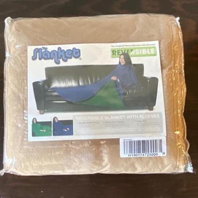 3 Blanket/throws (check 2nd picture)