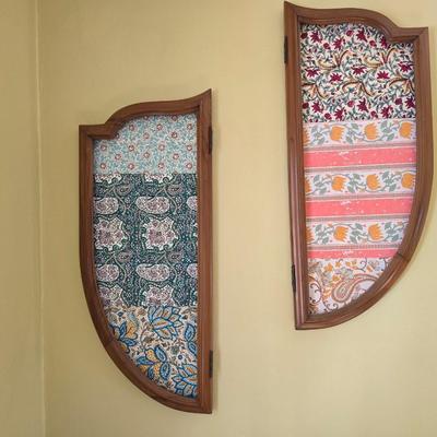 Antique Tri fold Wall mirror with decorative sides