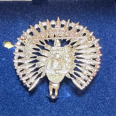 J3-Camrose &Kross Peacock Pin