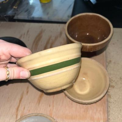 4 small bowls