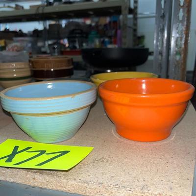 4 small bowls
