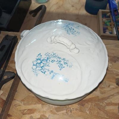 Ironstone pot