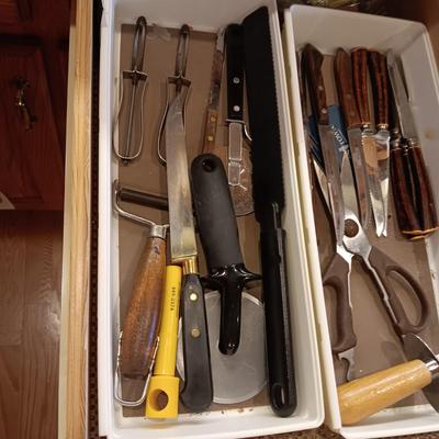 ONEIDA FLATWARE WITH SERVING PIECES, SOME KITCHEN UTENSILS AND CUTLERY
