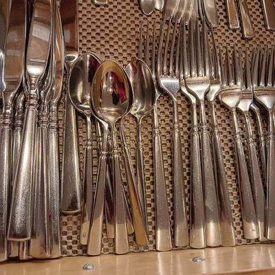 ONEIDA FLATWARE WITH SERVING PIECES, SOME KITCHEN UTENSILS AND CUTLERY