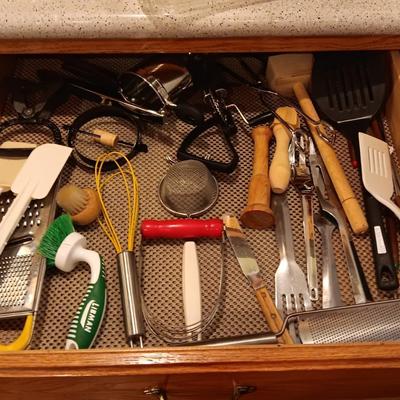 KITCHEN UTENSILS