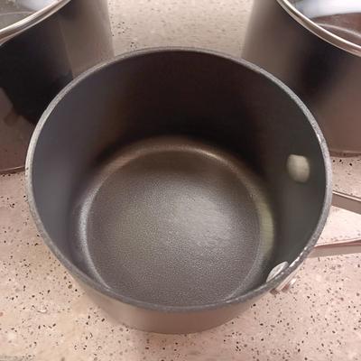 AN ASSORTMENT OF TEFLON COOKWARE