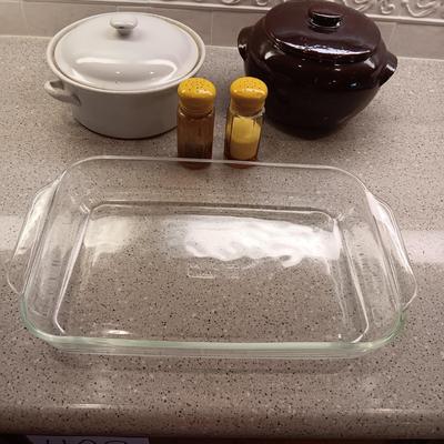 PYREX BAKING DISH, BEAN POT, SALT/PEPPER SHAKERS AND A CASSEROLE DISH