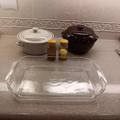 PYREX BAKING DISH, BEAN POT, SALT/PEPPER SHAKERS AND A CASSEROLE DISH