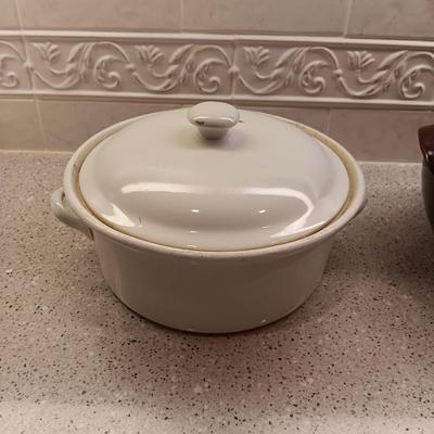 PYREX BAKING DISH, BEAN POT, SALT/PEPPER SHAKERS AND A CASSEROLE DISH