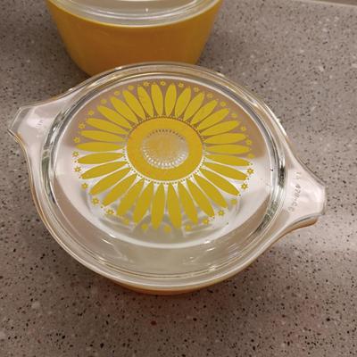 RETRO KITCHEN ITEMS