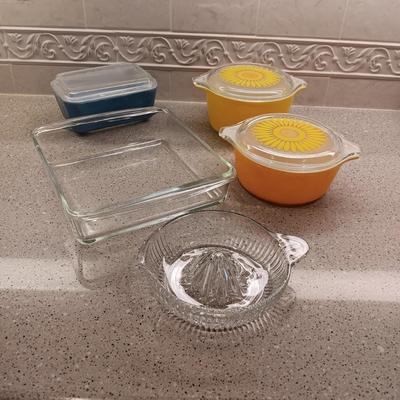 RETRO KITCHEN ITEMS
