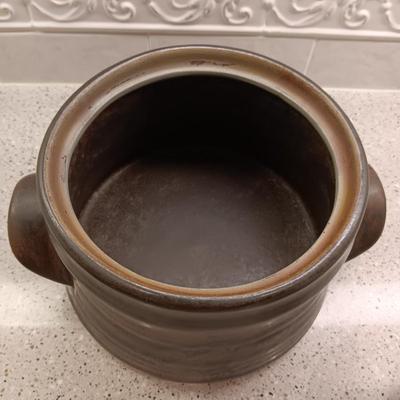 PAMPERED CHEF BAKING DISH, POTTERY CRAFT BOWL AND A BEAN POT