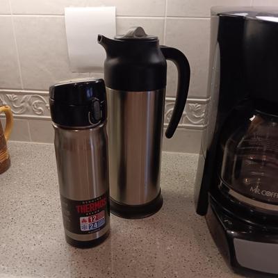 MR COFFEE BREWER, TRAVEL CUPS, BEAN GRINDER AND THERMOSES
