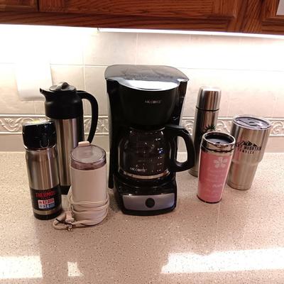 MR COFFEE BREWER, TRAVEL CUPS, BEAN GRINDER AND THERMOSES