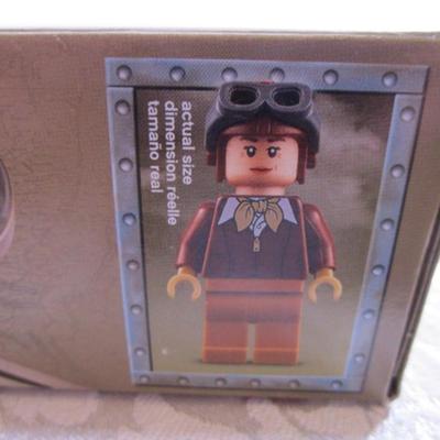 New Lego Amelia Earhart Tribute #40450