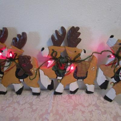 Wooden Santa, sleigh & reindeer hinged décor