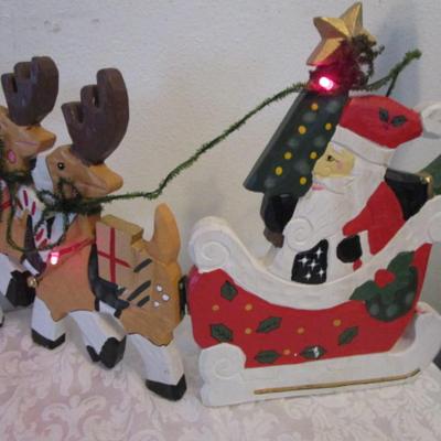 Wooden Santa, sleigh & reindeer hinged décor