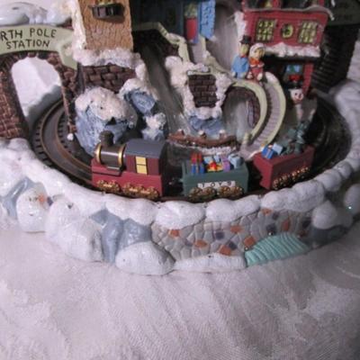 Fiberoptic Village with Train