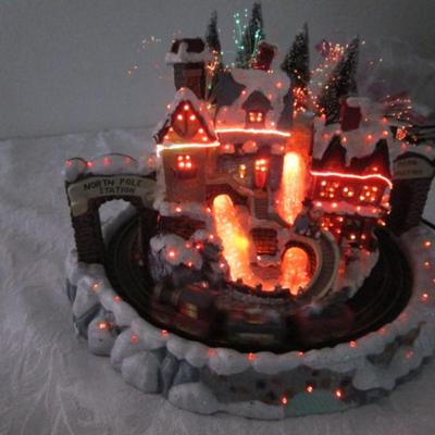 Fiberoptic Village with Train