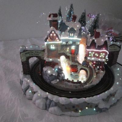 Fiberoptic Village with Train