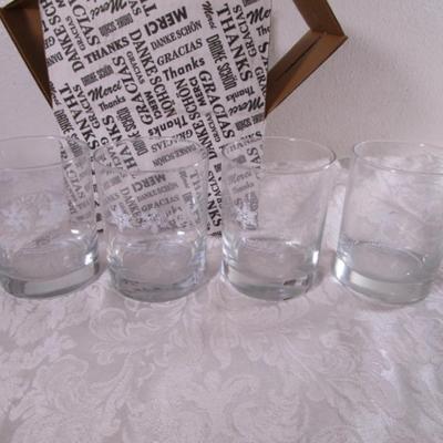 Glasses, New set of 4