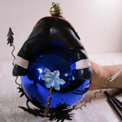 New Gazing Ball Stakes Santa