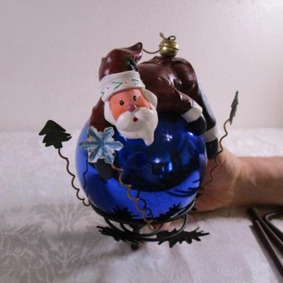 New Gazing Ball Stakes Santa